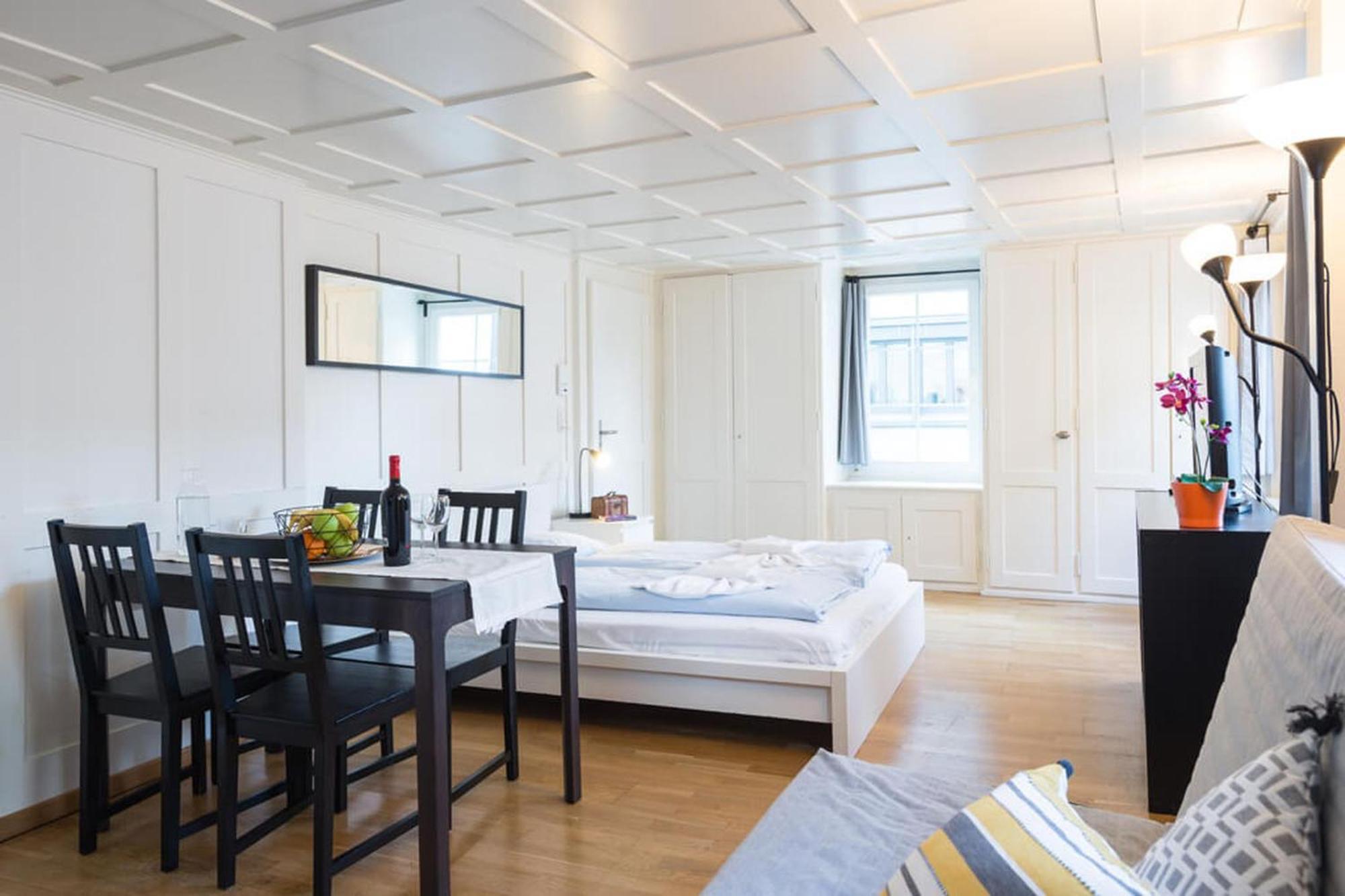 Hitrental Zeughausgasse - Apartment Zug Eksteriør billede