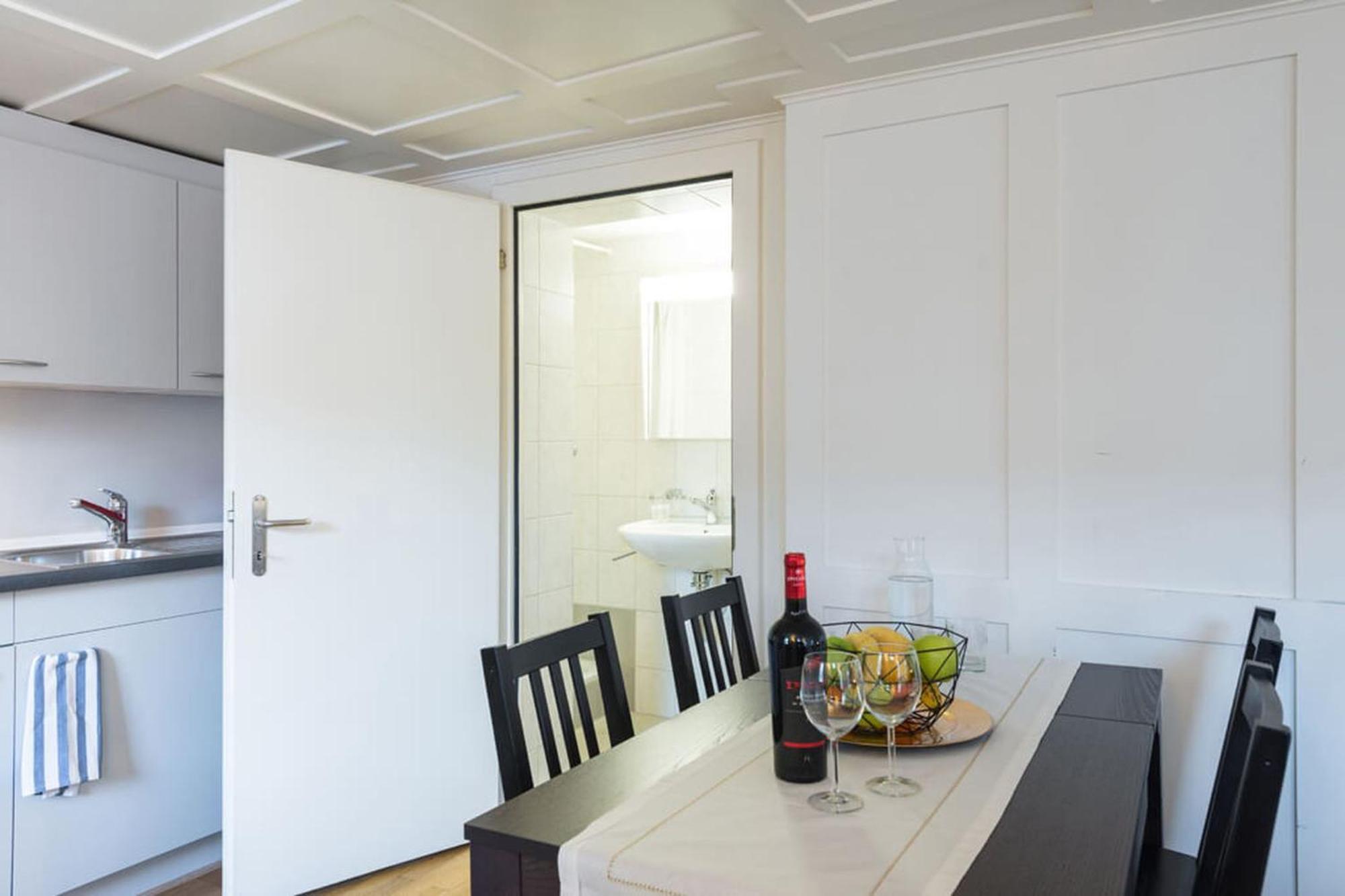Hitrental Zeughausgasse - Apartment Zug Eksteriør billede